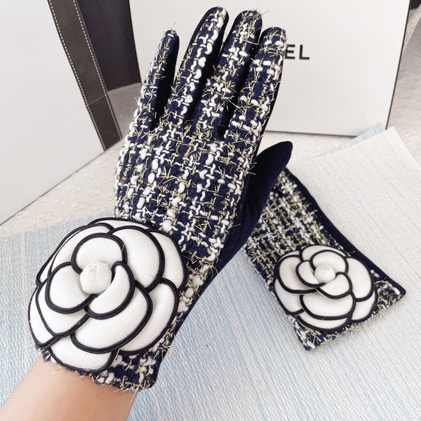 Camellia Flower Tweed and Cashmere Gloves popular For Woman Gift