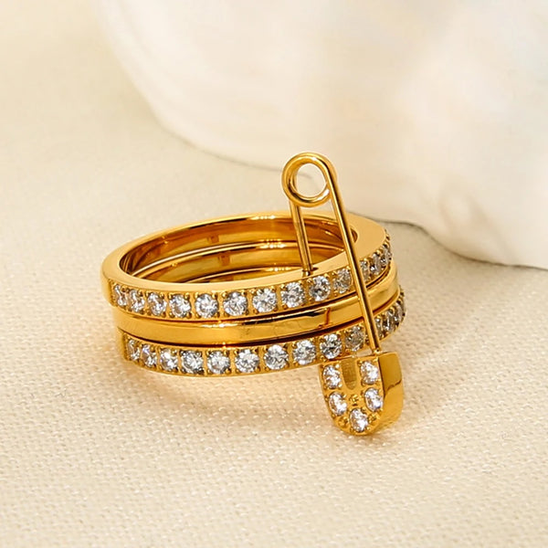 SafetyPinMultiCZRing_grande.  display picture 3