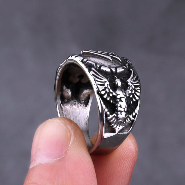 Triangle Rune Crow Ring – watereverysunday