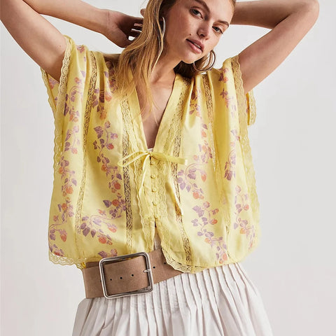 Caya Floral Lace Trim Blouse