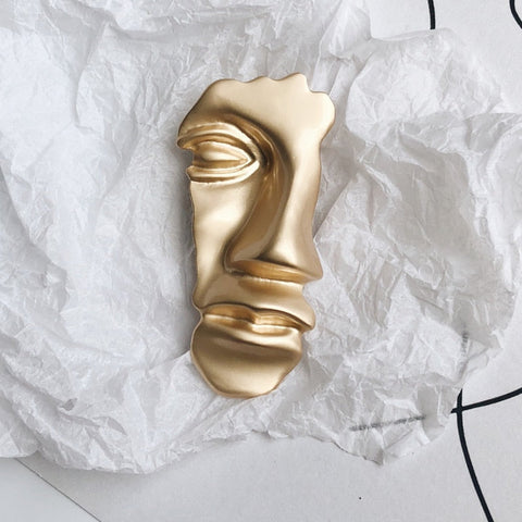 Face Abstract Gold Metal Brooch watereverysunday