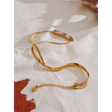 Geometric Shell Pendant Collar Necklace