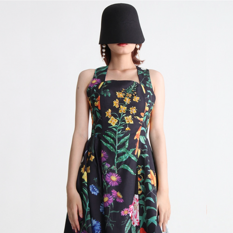 Malena Dark Spring Floral Dress watereverysunday Malena Dark Spring Floral Dress watereverysunday