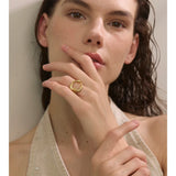 Kay Minimalist D Shape Ring