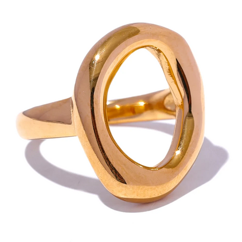 Elya Chunky Circle Ring