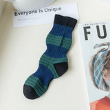 Minimalist Color Contrast Pleated Socks