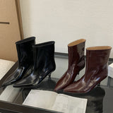 Leonor Kitten Heel Ankle Boots