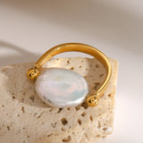 Freshwater Pearl Button 18K Gold Ring