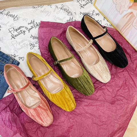 Velvet pointed toe 2024 flats